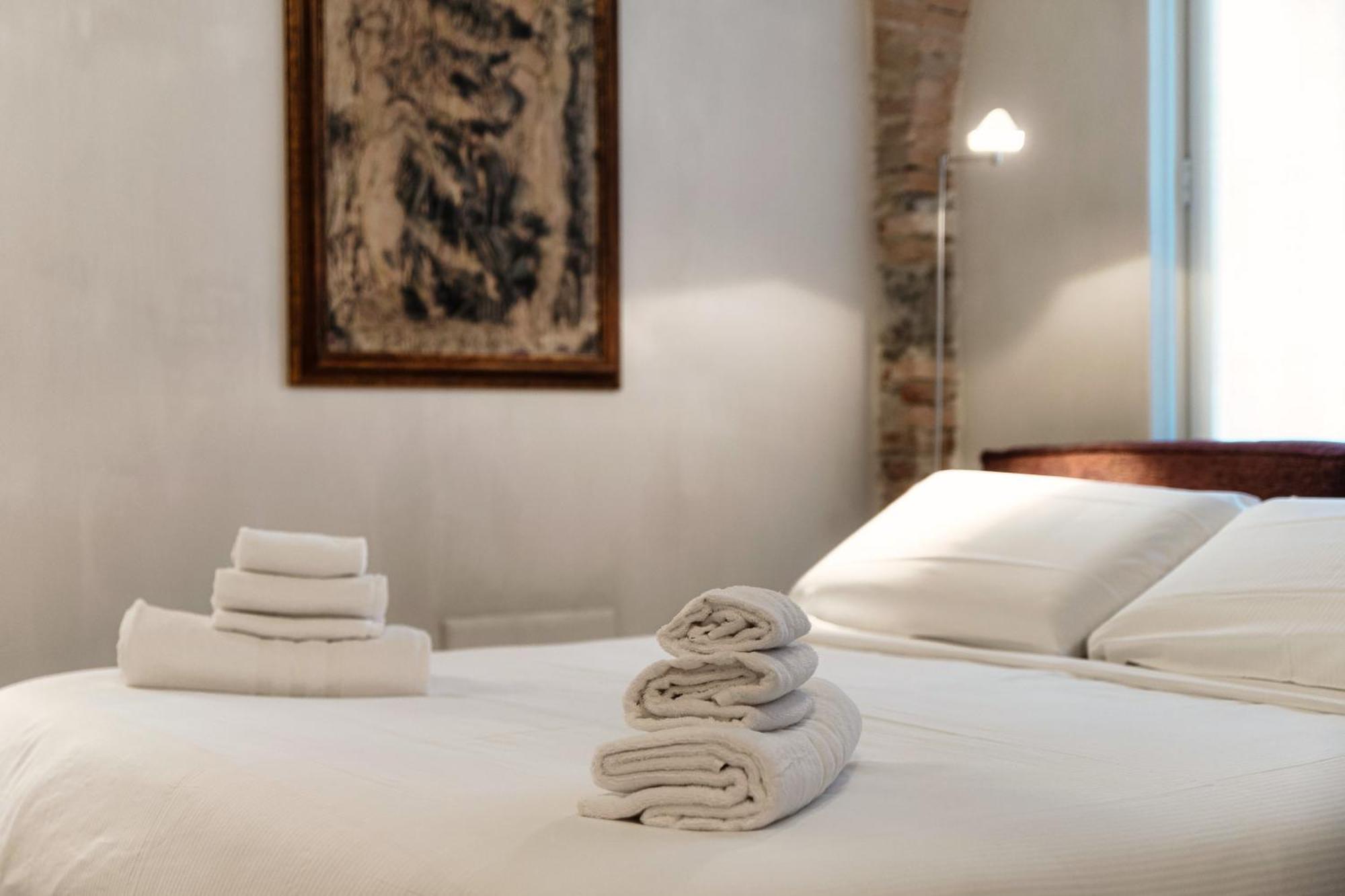 Suites Lorodellago Como - The House Of Travelers المظهر الخارجي الصورة